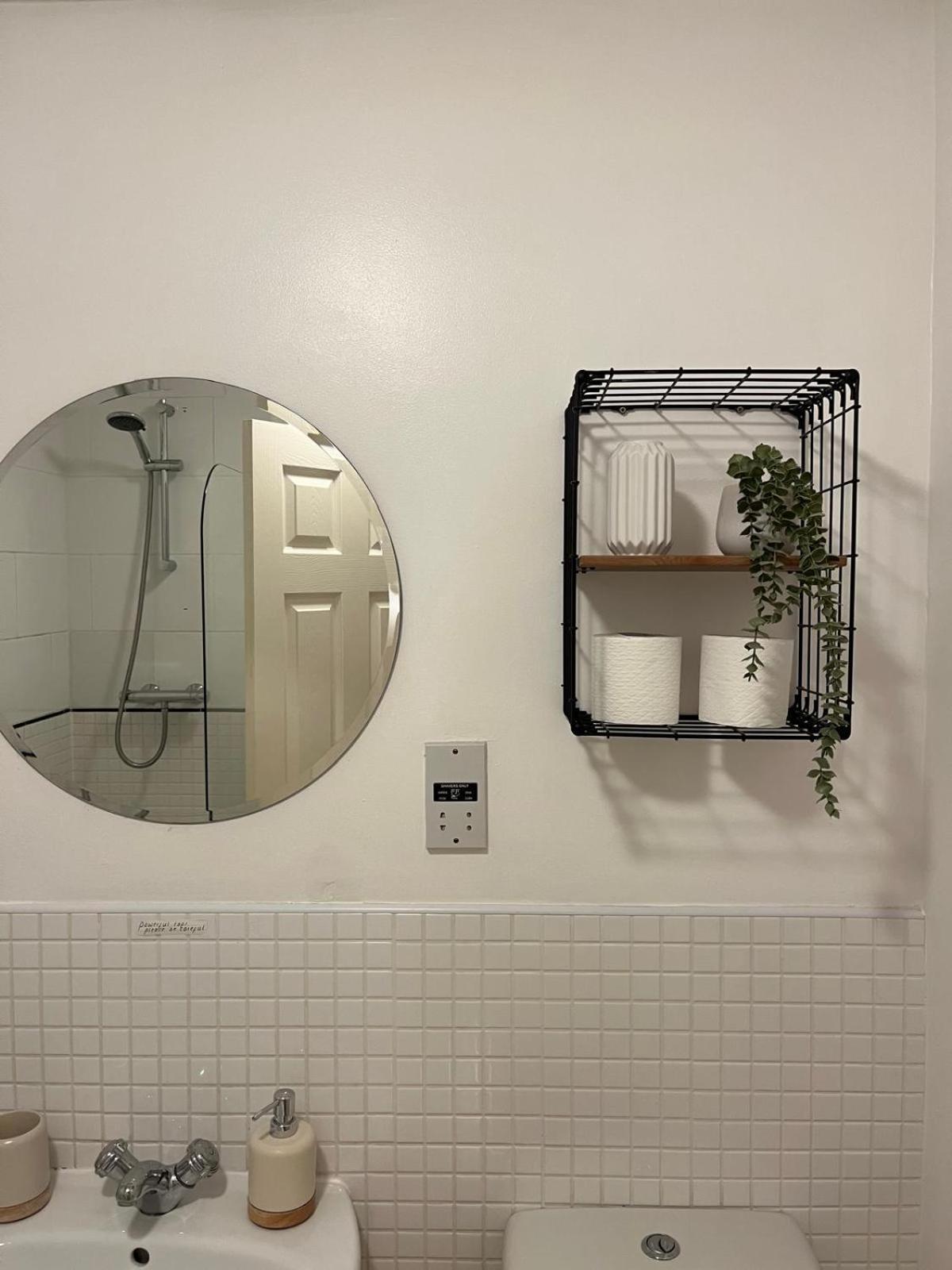 Homely 2 Story Cathedral City Apartment Durham Ngoại thất bức ảnh